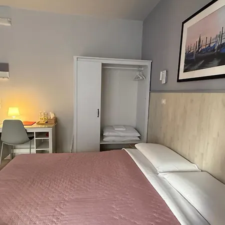 216 Venice Гостевой дом Местре