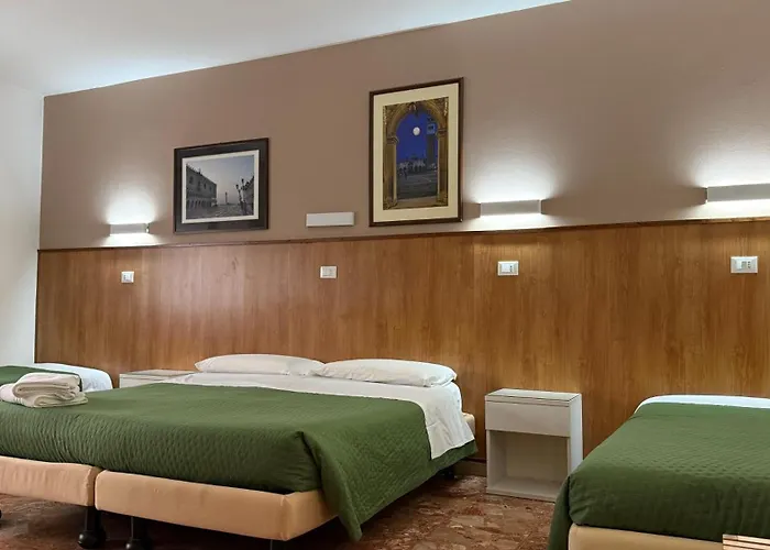 216 Venice Гостевой дом