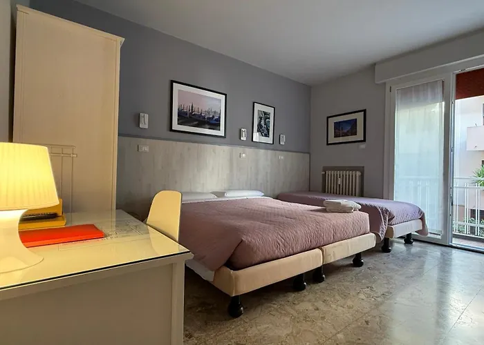 Гостевой дом 216 Venice