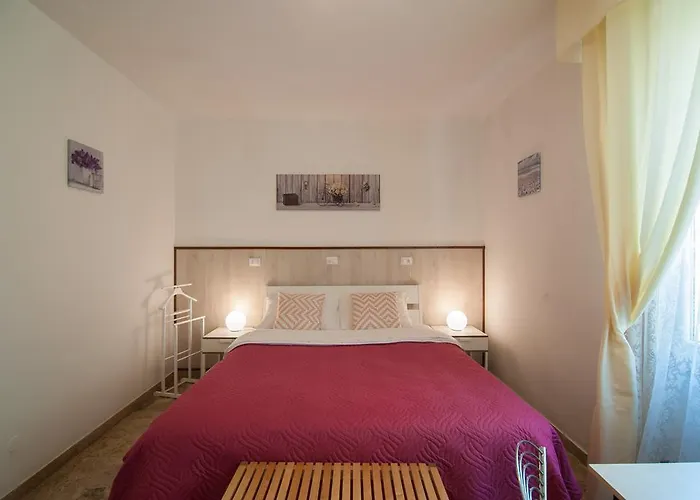 216 Venice Местре