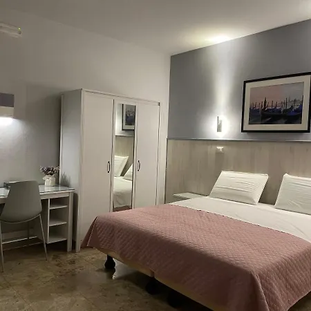 Guest house 216 Venice *