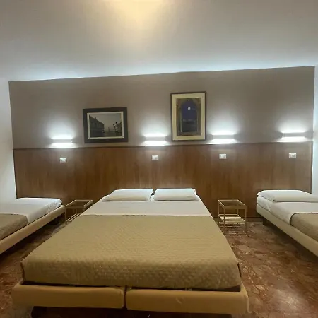 216 Venice Guest house *